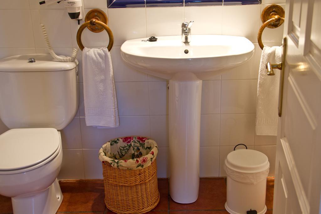 Hotel Casona El Arral Lierganes Room photo