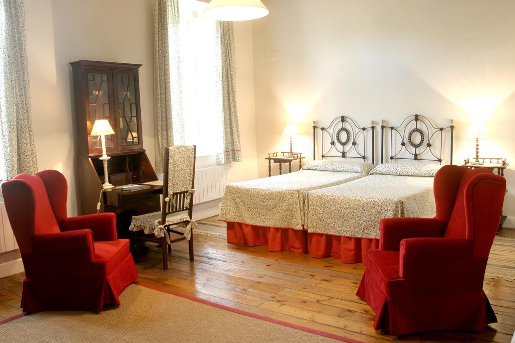 Hotel Casona El Arral Lierganes Room photo